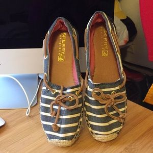 Sperry boat shoes